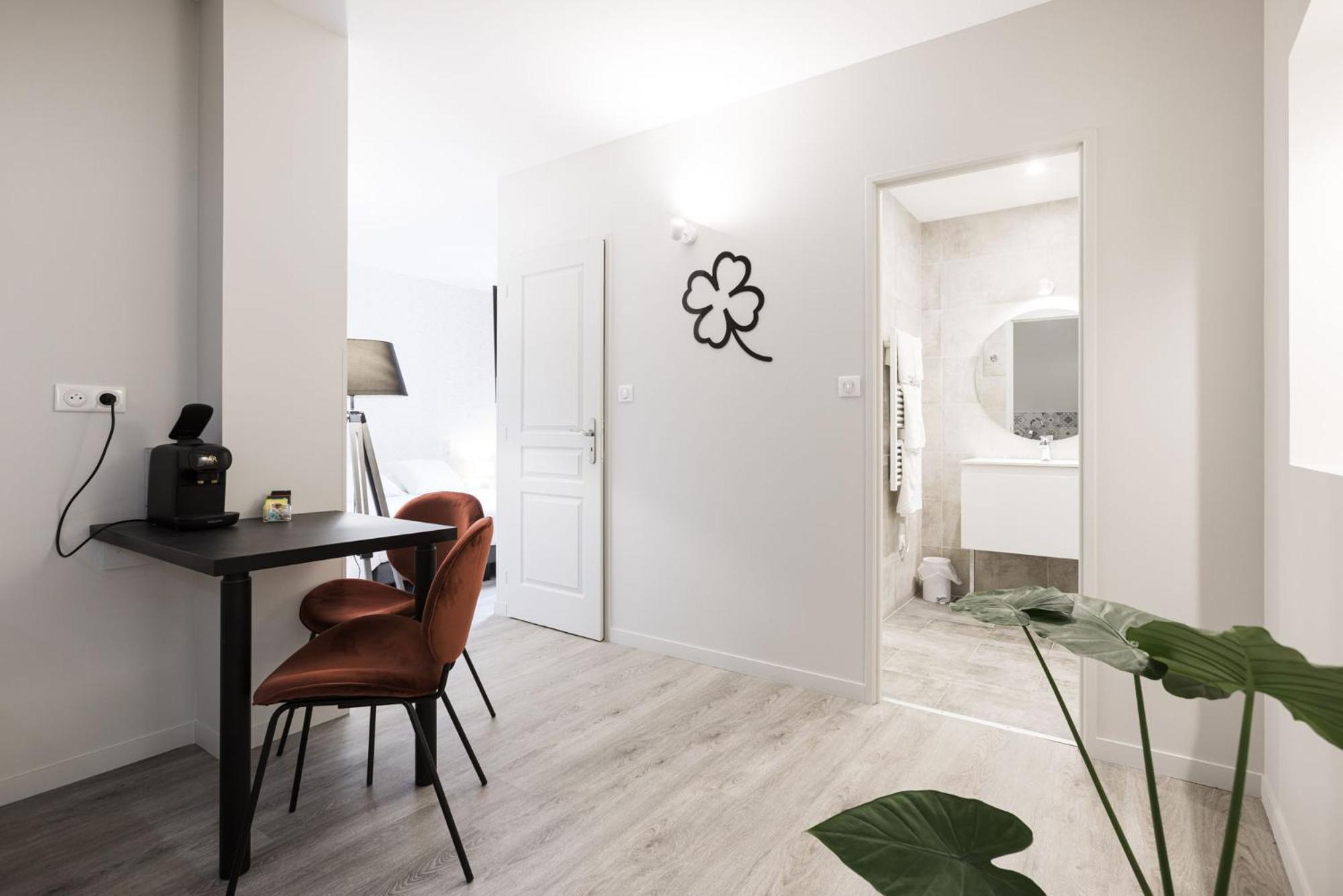 Le Trefle A Quatre Feuilles Hotel Siorac-en-Périgord Екстериор снимка